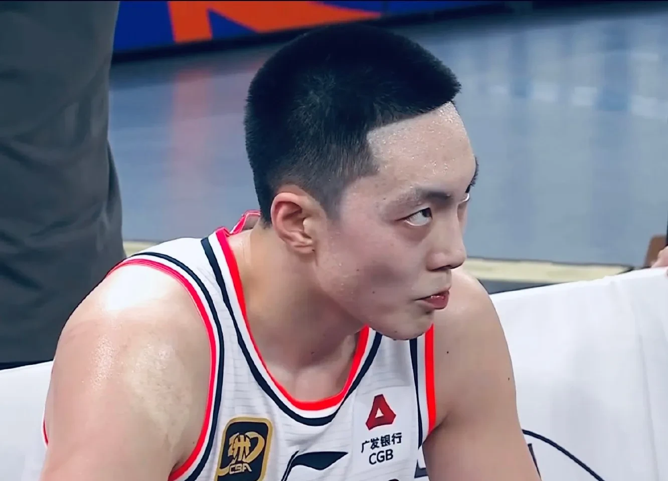  中国男篮决战澳门黑熊队视频 