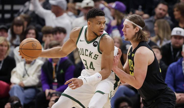 密尔沃基雄鹿迎欧篮联关键赛，清晨复出首秀，球迷炸锅，数据趋势出现新变化(惠若琪复出视频球迷)