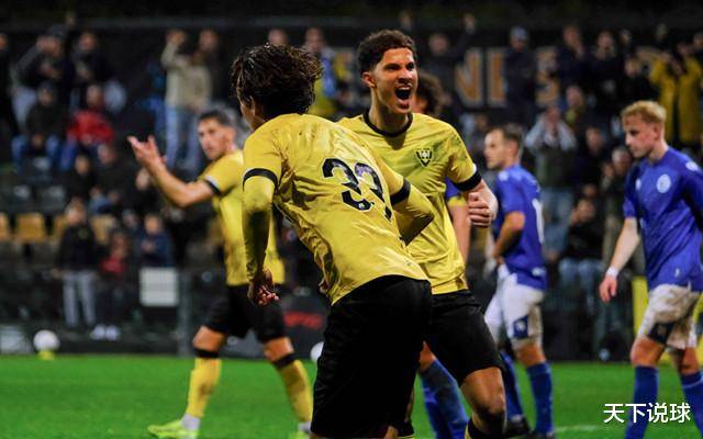 包含足总杯关键时刻再迎强敌,埃因霍温状态回暖,主帅态度:目标明确,年轻球员得到机会的词条 包含足总杯关键时刻再迎强敌,埃因霍温状态回暖,主帅态度:目标明确,年轻球员得到机会的词条