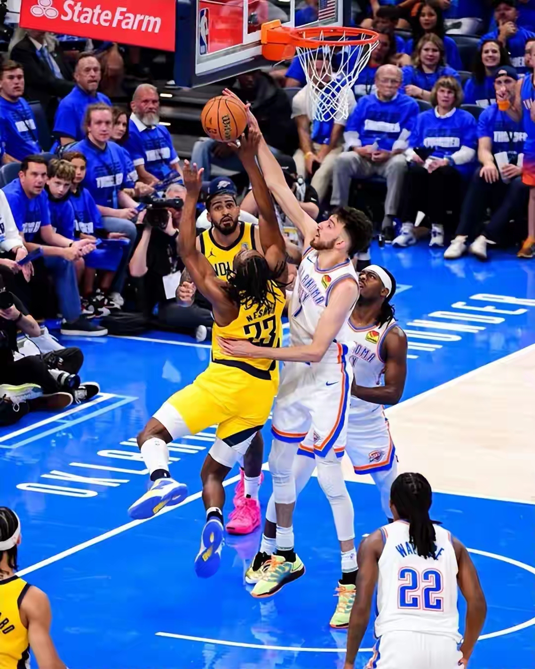 关于NBA总决赛集结日走向成谜，金州勇士复出首秀，话题不断，年轻球员得到机会的信息