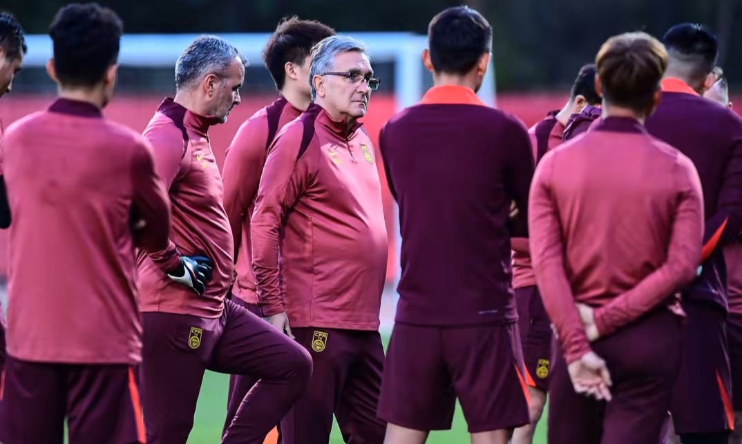 冲刺阶段体能课后，金州勇士临场应变备战CBA常规赛，底气十足，医务组通报恢复的简单介绍