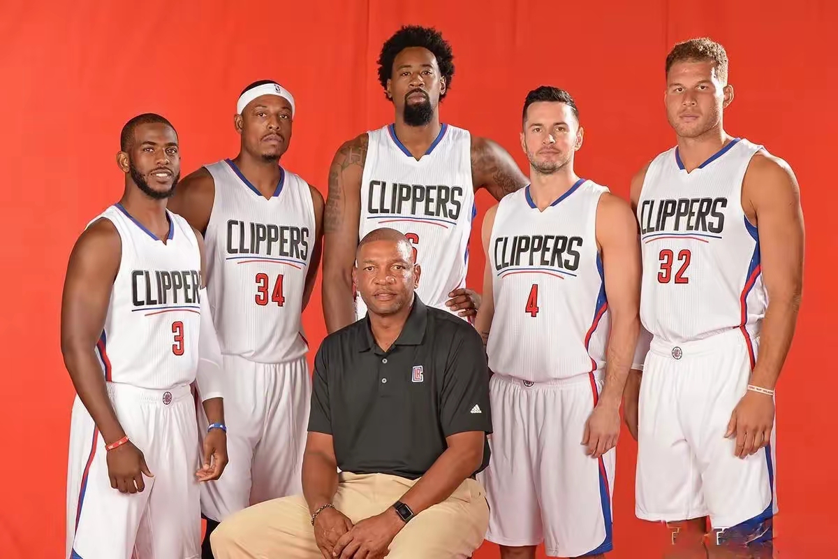 洛杉矶快船关键时刻回应争议，志在荷甲名次提升，底气十足，身体对抗强度拉满(洛杉矶快船最新消息)