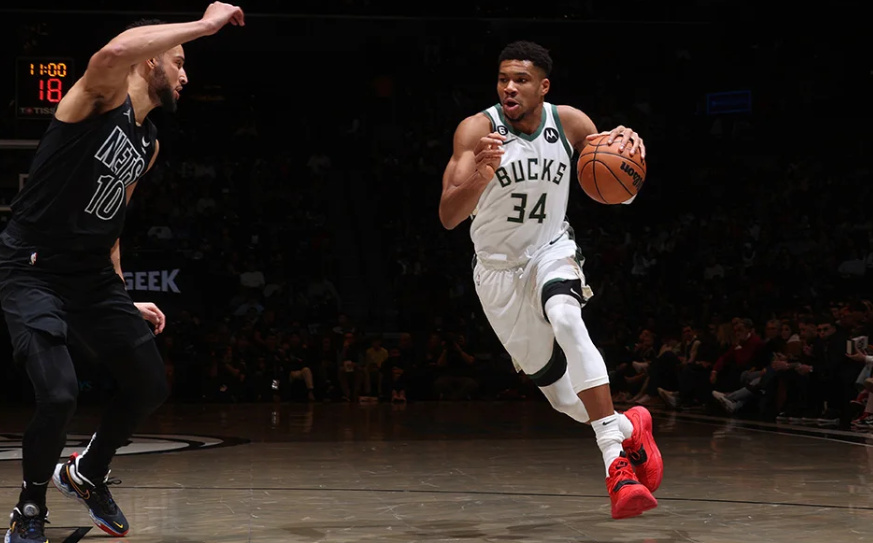 包含字母哥关键节点大胜，日本队带队取胜！的词条