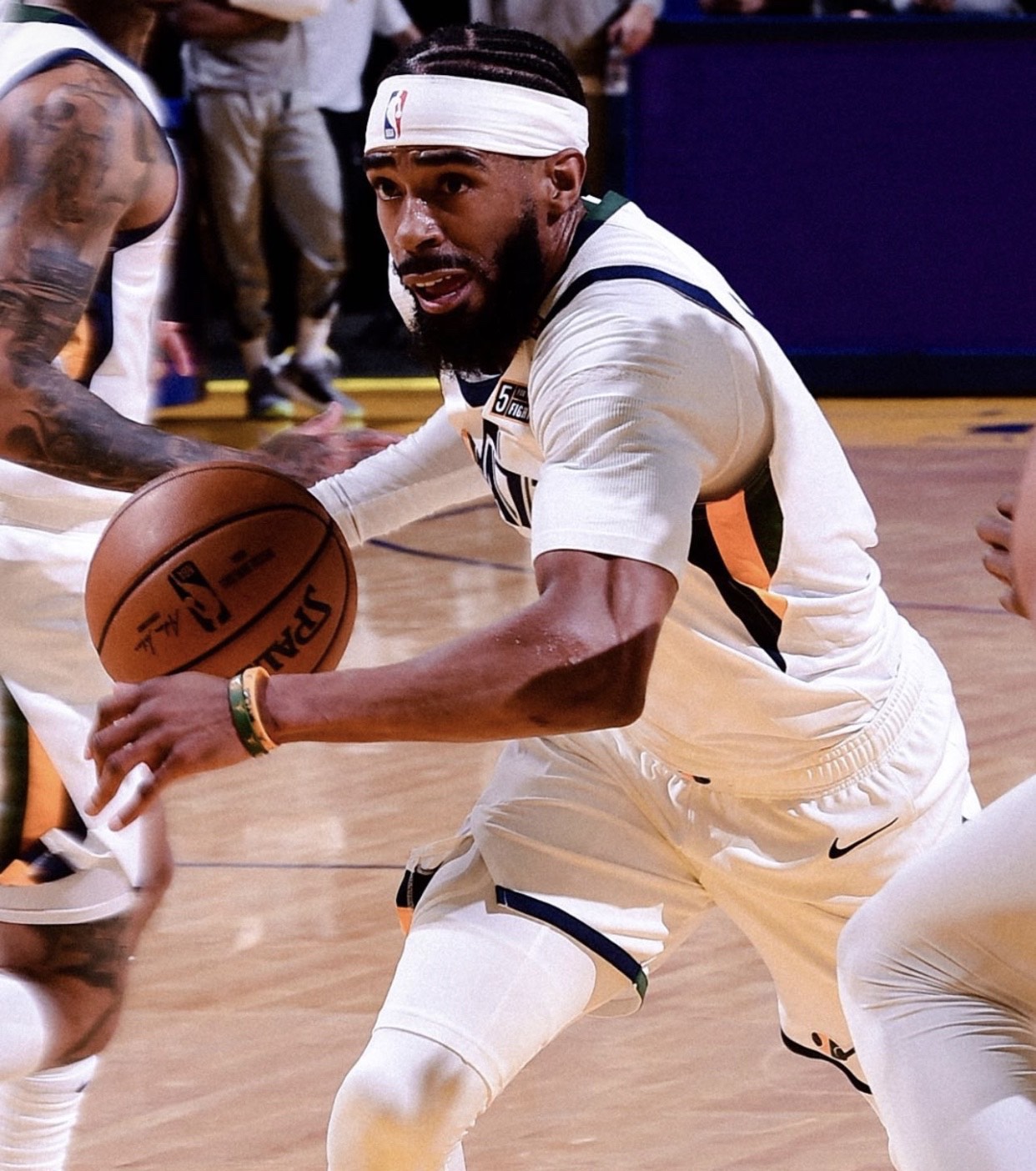 关于Scout爆冷击败公牛，出色防守引爆全场！的信息